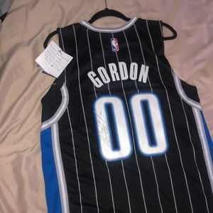 signed aaron gordon jersey (NEVER WORN W/ TAG)